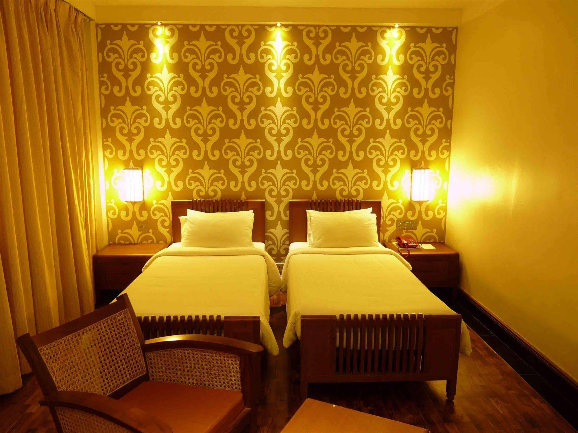 Grand Hotel Kochi Luaran gambar