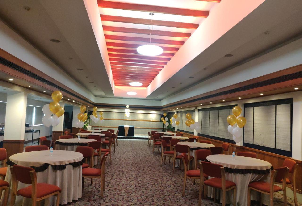 Grand Hotel Kochi Luaran gambar